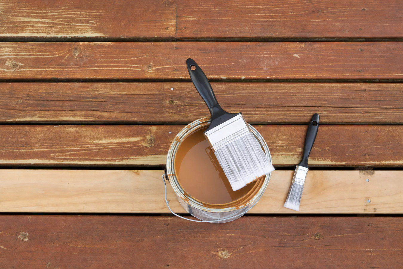 Deck staining and sealing in West Melbourne, FL